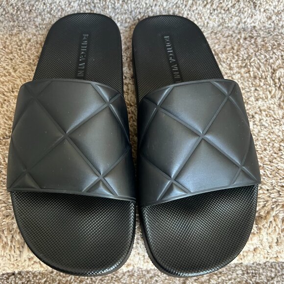 Bottega Veneta Men's Black Quilted Rubber Slides
